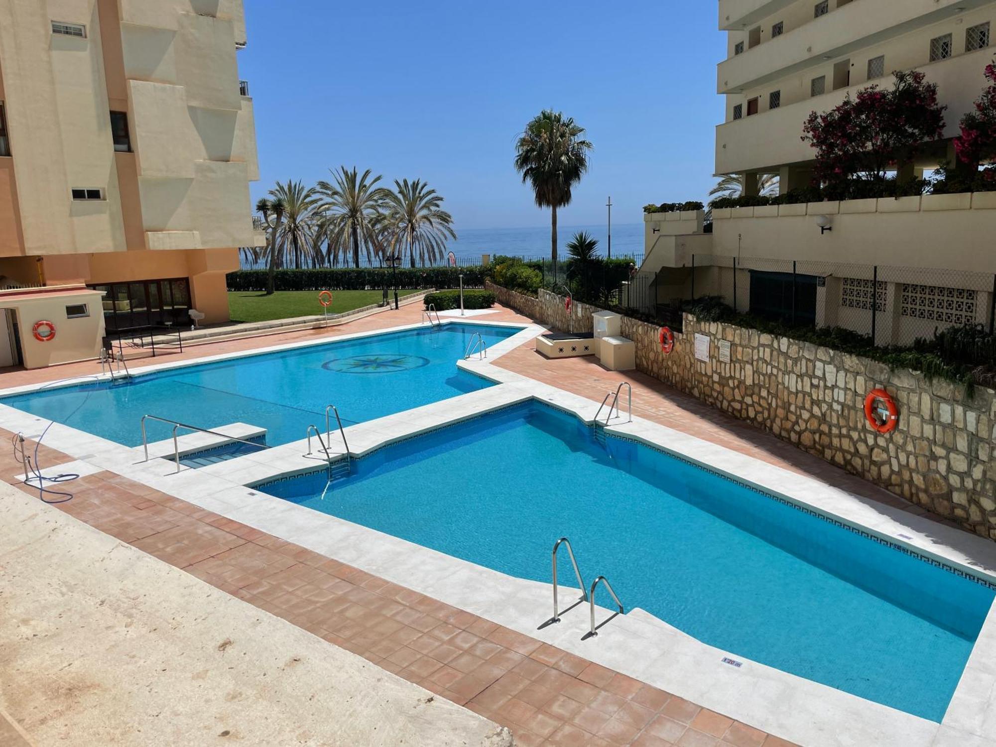 Loft 18 Beachfront Marbella Center Exterior foto