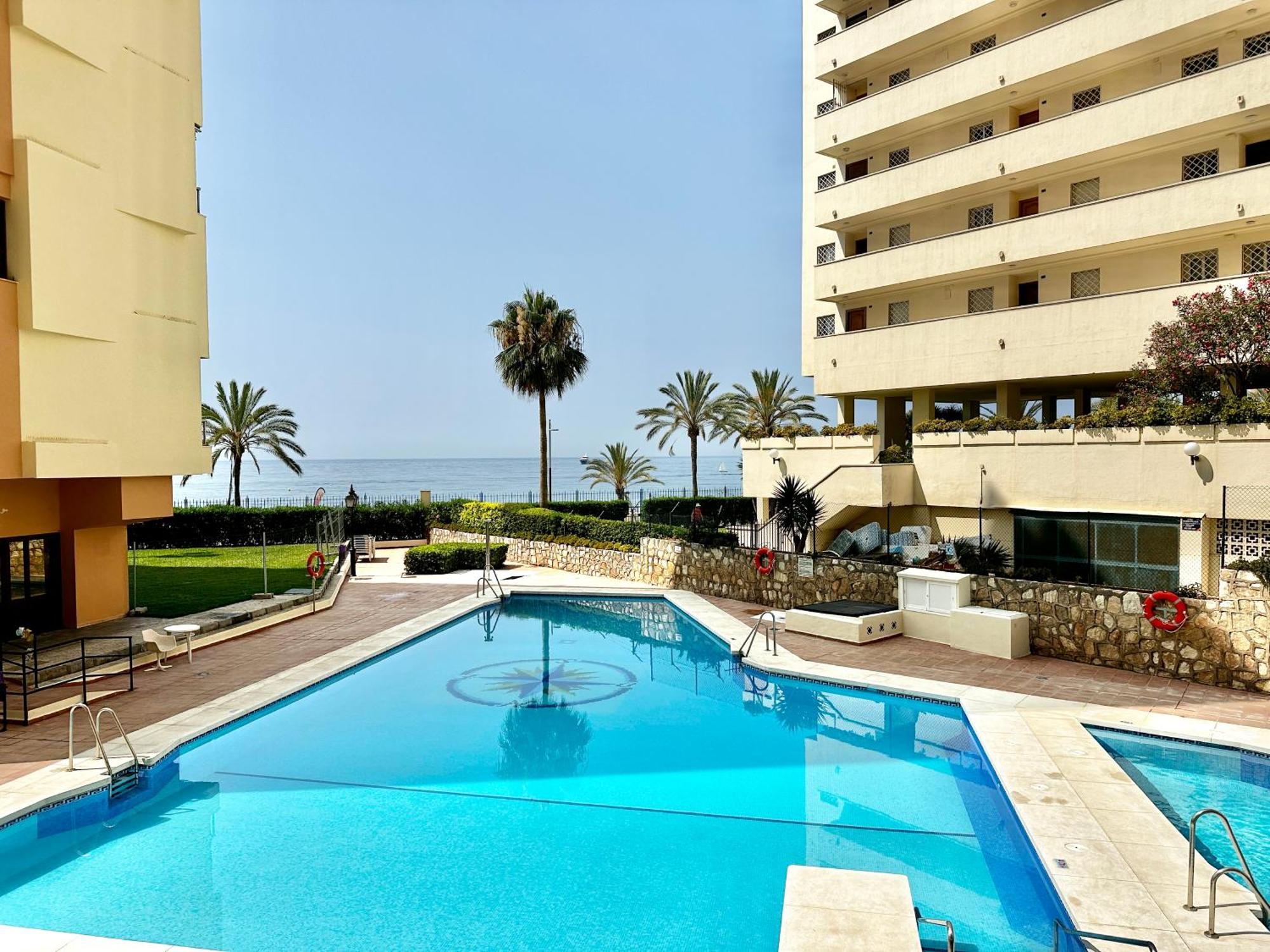 Loft 18 Beachfront Marbella Center Exterior foto